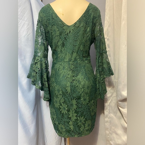 Lulu's Green Sheath Dress with 3/4 Bell Sleeves - Picture 6 of 11